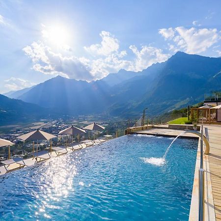 La Pergola PanoramaSuites Tirolo Bagian luar foto