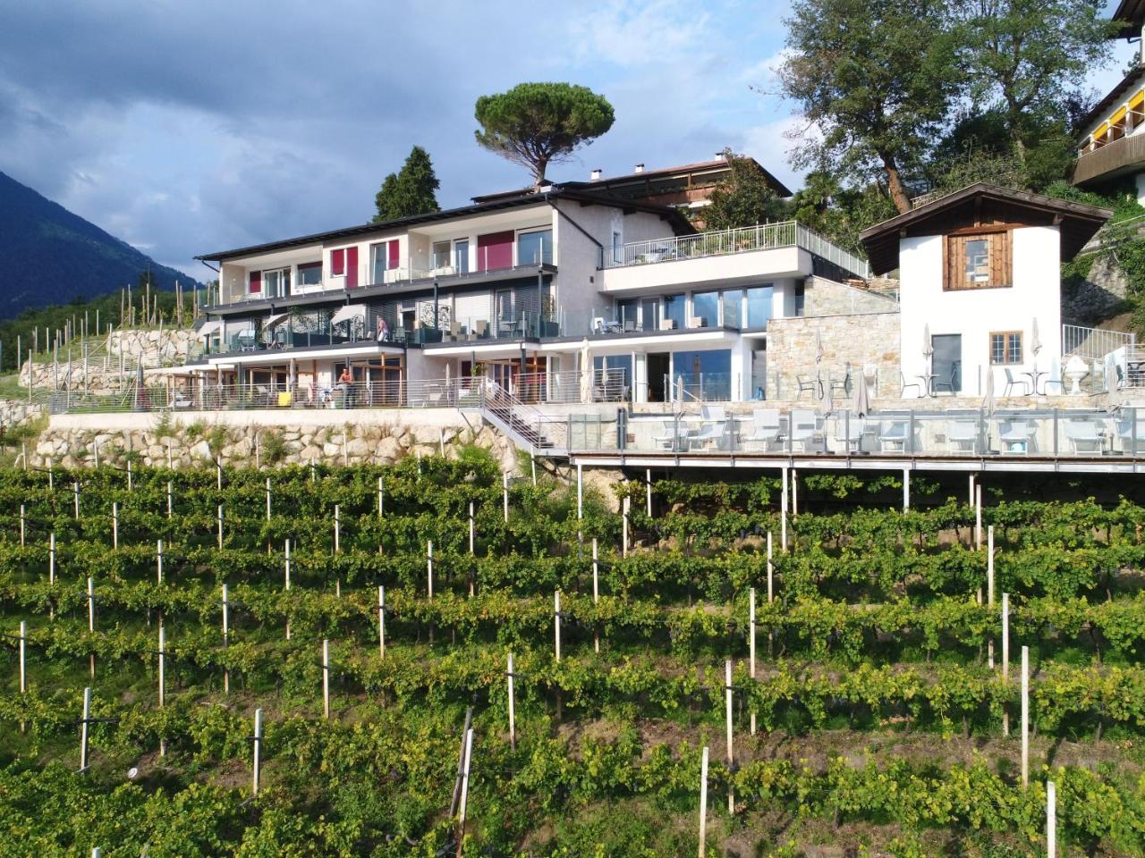 La Pergola PanoramaSuites Tirolo Bagian luar foto